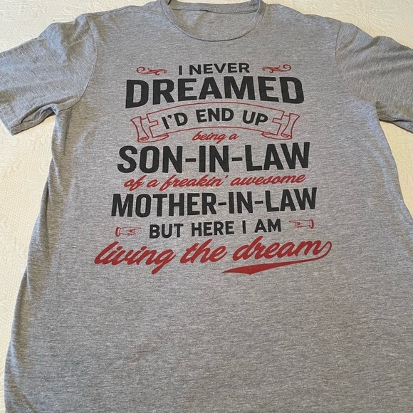 Gray Graphic T-Shirt Men’s Size Medium No Tags Son in Law Mother in Law EUC - Picture 2 of 4